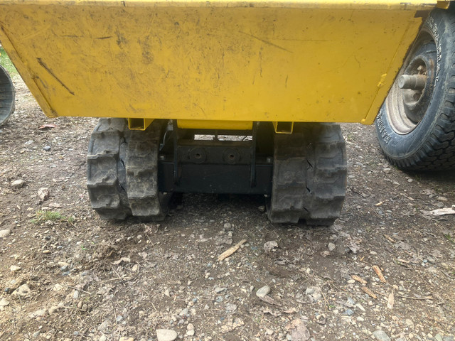 Gas powered wheelbarrow in Power Tools in Quesnel - Image 2