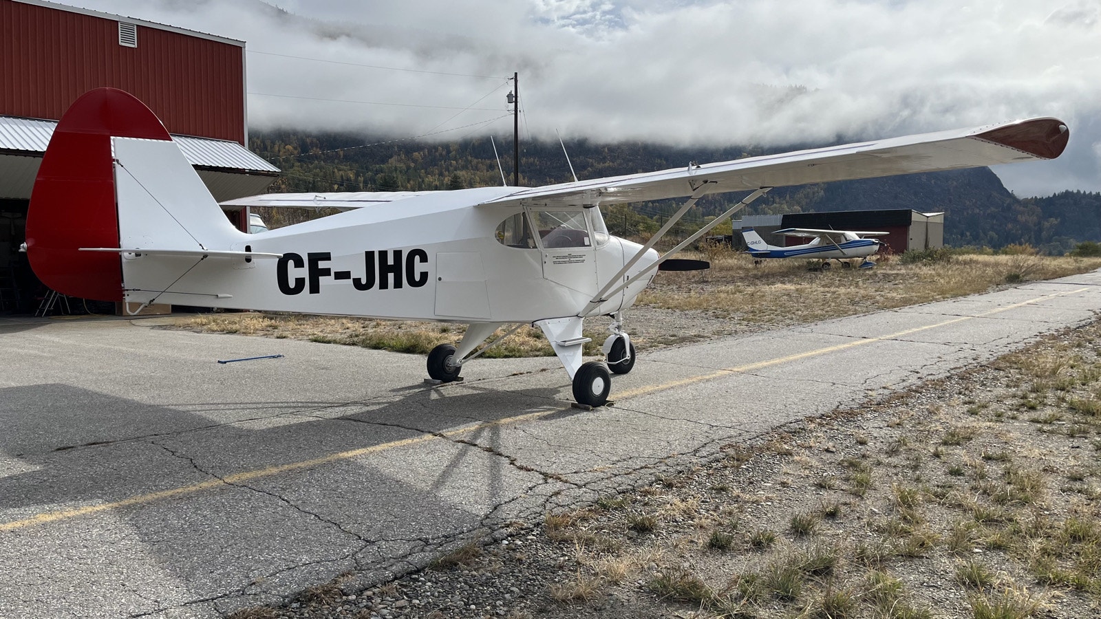 1954 Piper PA-22-135 Tri-Pacer, photo 3