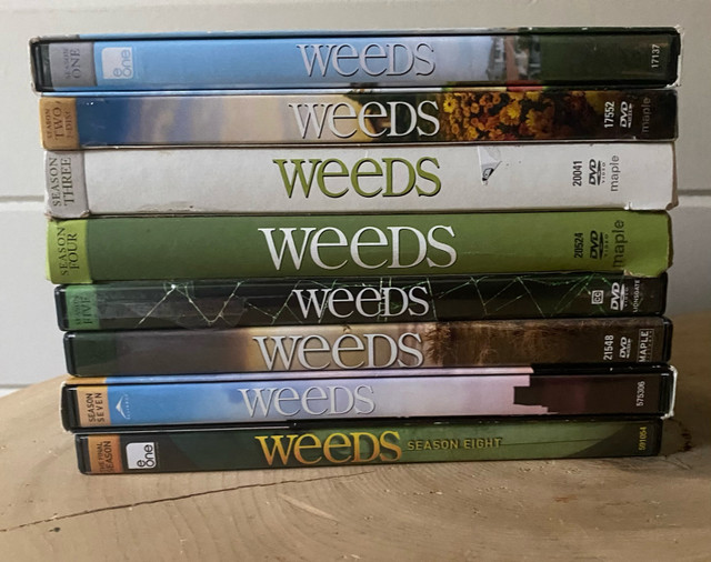 Weeds Complete Series DVD’s  in CDs, DVDs & Blu-ray in North Bay - Image 2