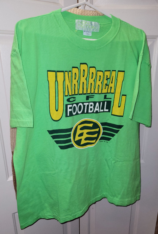 Edmonton Eskimos 90s single stitched Non-Friction tshirt in Arts & Collectibles in Red Deer