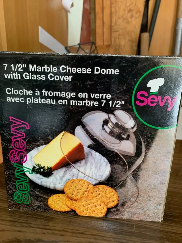 Marble Cheese Dome in Kitchen & Dining Wares in Oakville / Halton Region - Image 3