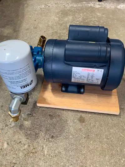 115/230 volt motor, hoses included. Excellent condition, like new. $300