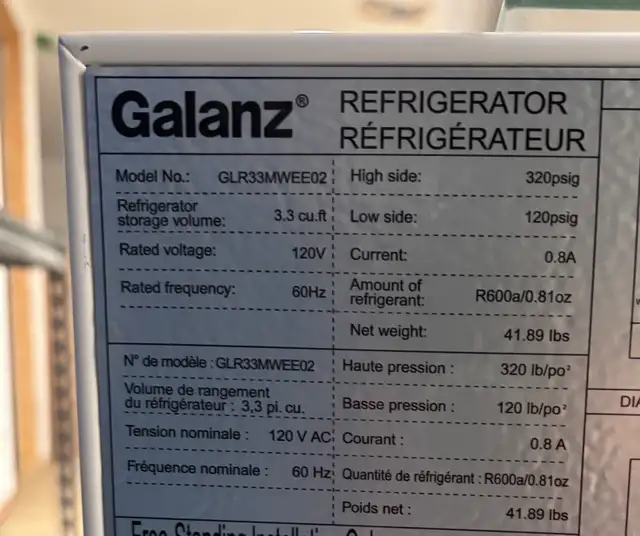 Galanz Compact Refrigerator in Refrigerators in Oakville / Halton Region - Image 4
