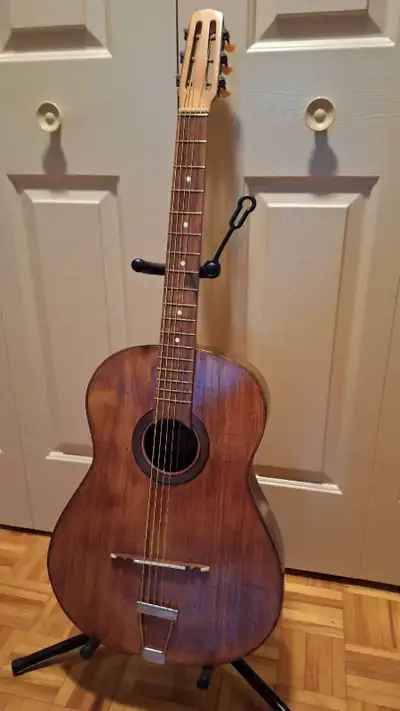 Guitare acoustique Vincenzo Miroglio 1935, View more