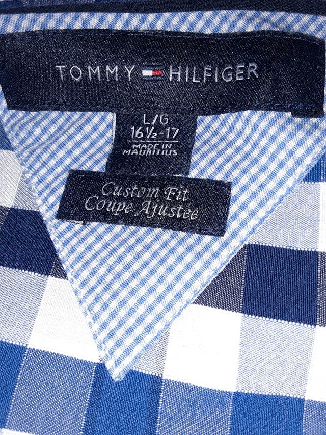 Tommy Hilfiger plaid shirt  in Men's in City of Toronto - Image 2
