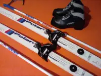 Equipement ski de fond à ECAILLES pour enfant