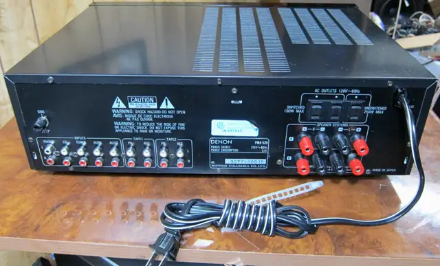 DENON PMA-520 STEREO INTEGRATED AMPLIFIER * JAPAN * TOROID POWER in Stereo Systems & Home Theatre in Ottawa - Image 10