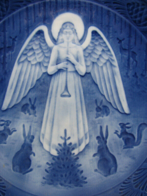 HTF Royal Copenhagen 1959 Christmas collector plate angel Hansen in Arts & Collectibles in Ottawa - Image 3