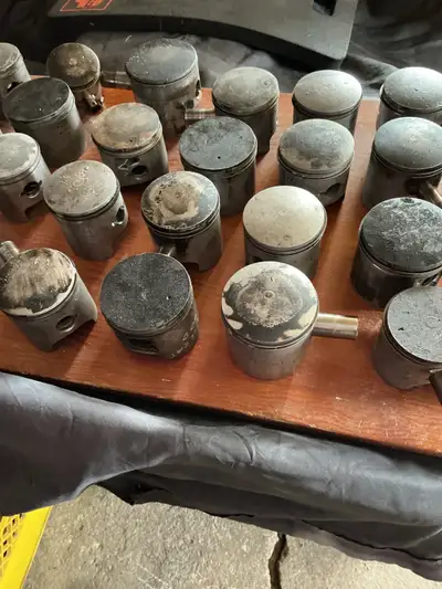 Used snowmobile pistons from 1980 to 2010 Polaris Arctic cat and ski doo $30 to $40: dollars each ca...