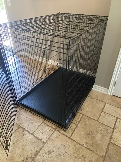 Extra large dog cage lightly used. Excellent condition. Bought in the last year. Save from buying ne...