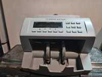 Electronic bill counter