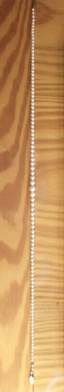 10kt white gold clasp pearl necklace