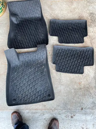 Winter floor mats for Series 200/300 Mercedes. Only used for three months of last season. Almost new...