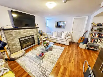 Beautiful Spacious Renovated 1 Bedroom Legal Apartment in Solid Brick Bungalow! Amazing location! Av...