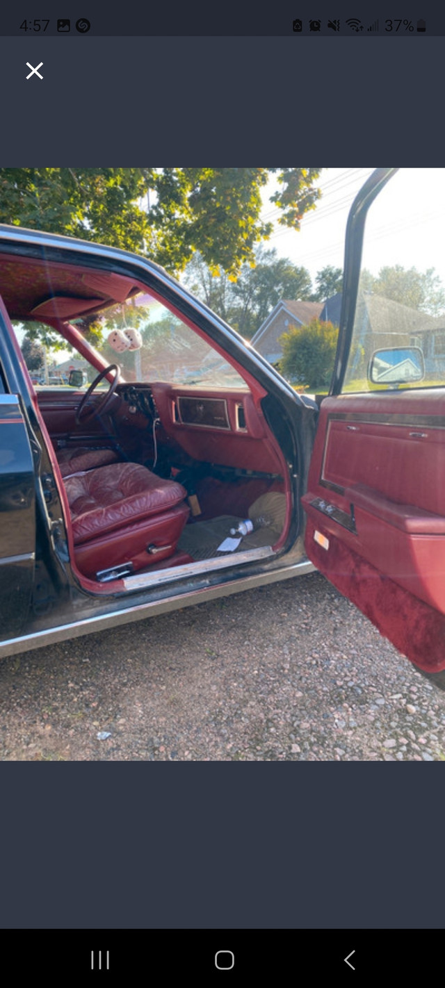 RARE 1986 chrysler fifth avenue SEND TRADES  in Classic Cars in Trenton - Image 2