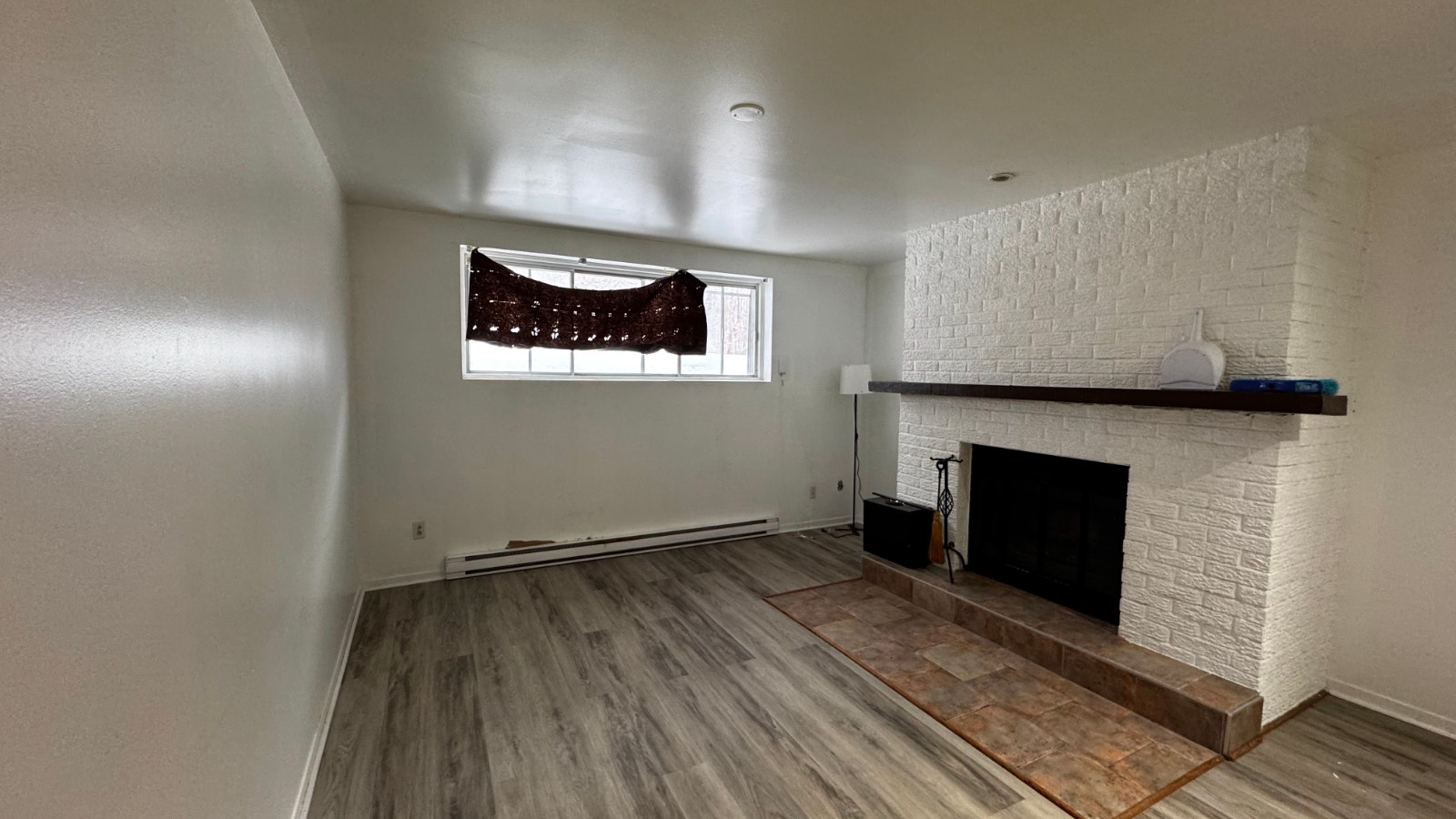4 1/2 Anjou - Semi-basement for rent — photo 1
