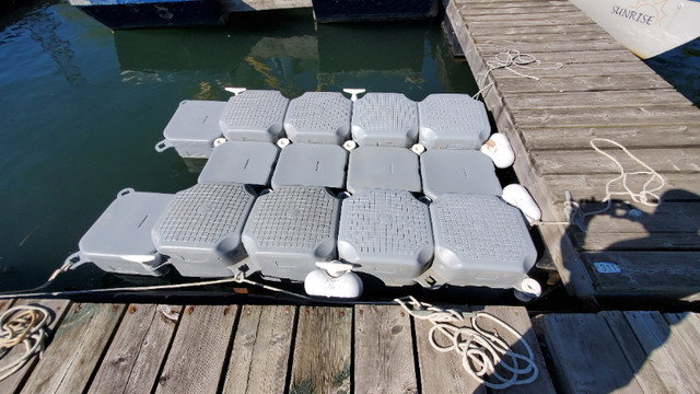 Quai flottant modulaire 5x8 dans Remorques, pièces et accessoires pour bateaux  à Laval/Rive Nord - Image 2