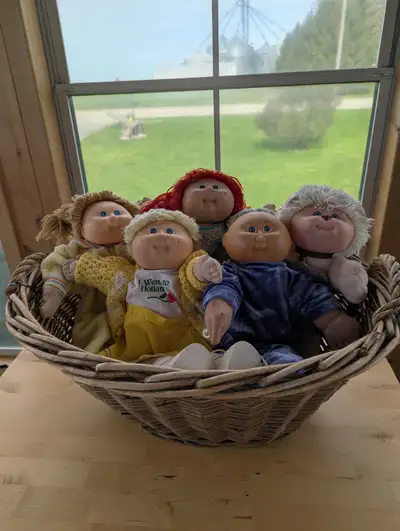 Cabbage patch Dolls, View more