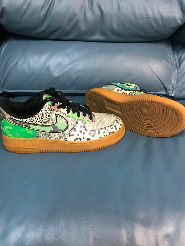 SALE NIKE AIR FORCE 1 SNEAKERS “CITY OF DREAMS” SIZE 9.5 US in Men's Shoes in Winnipeg - Image 2