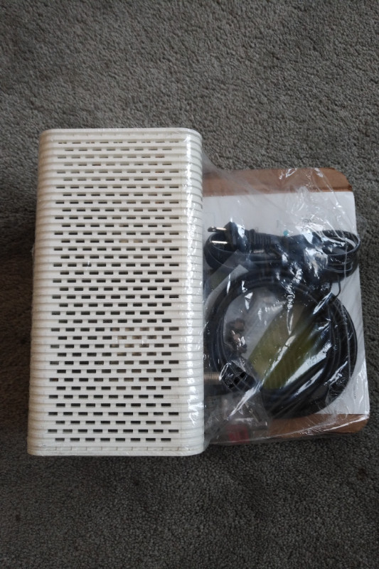 Hitron Tech CODA4582U Wireless Modem DOCSIS 3.1 wifi Gateway