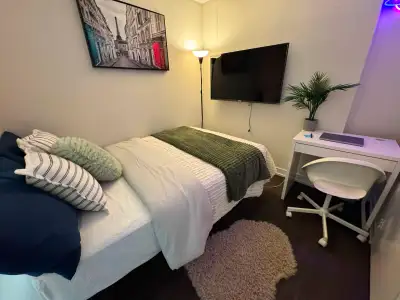 Fully furnished private room available in a 3-bedroom unit at 561 Sherbourne St for $1040. Best part...