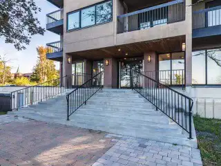$1650 All inclusive 2 beds condo