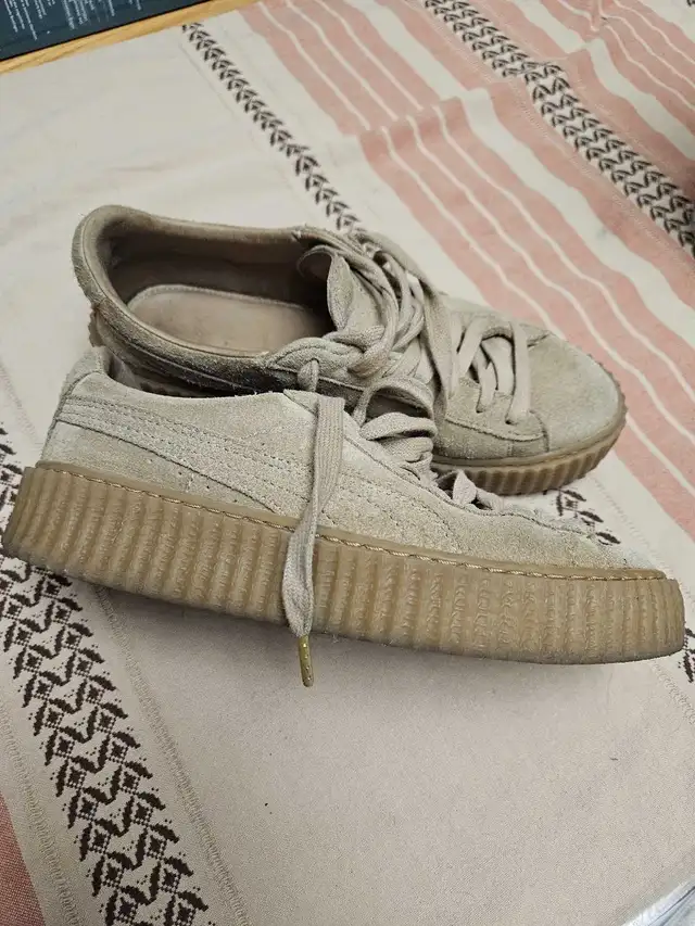 Puma Running Shoes Size 8 in Women's - Shoes in Mississauga / Peel Region - Image 5