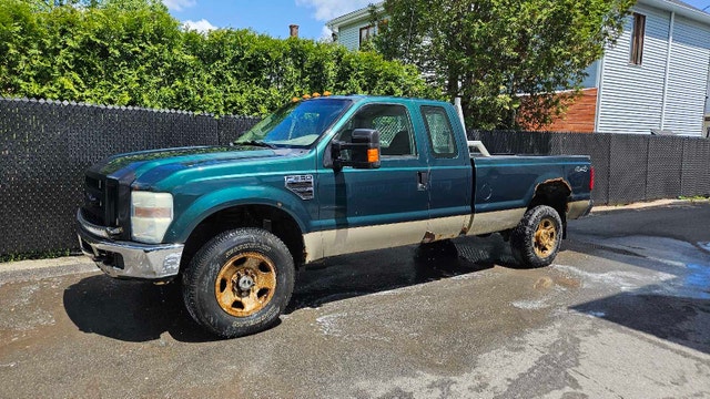 Ford f-250 2010