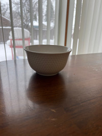 White decorative bowl 