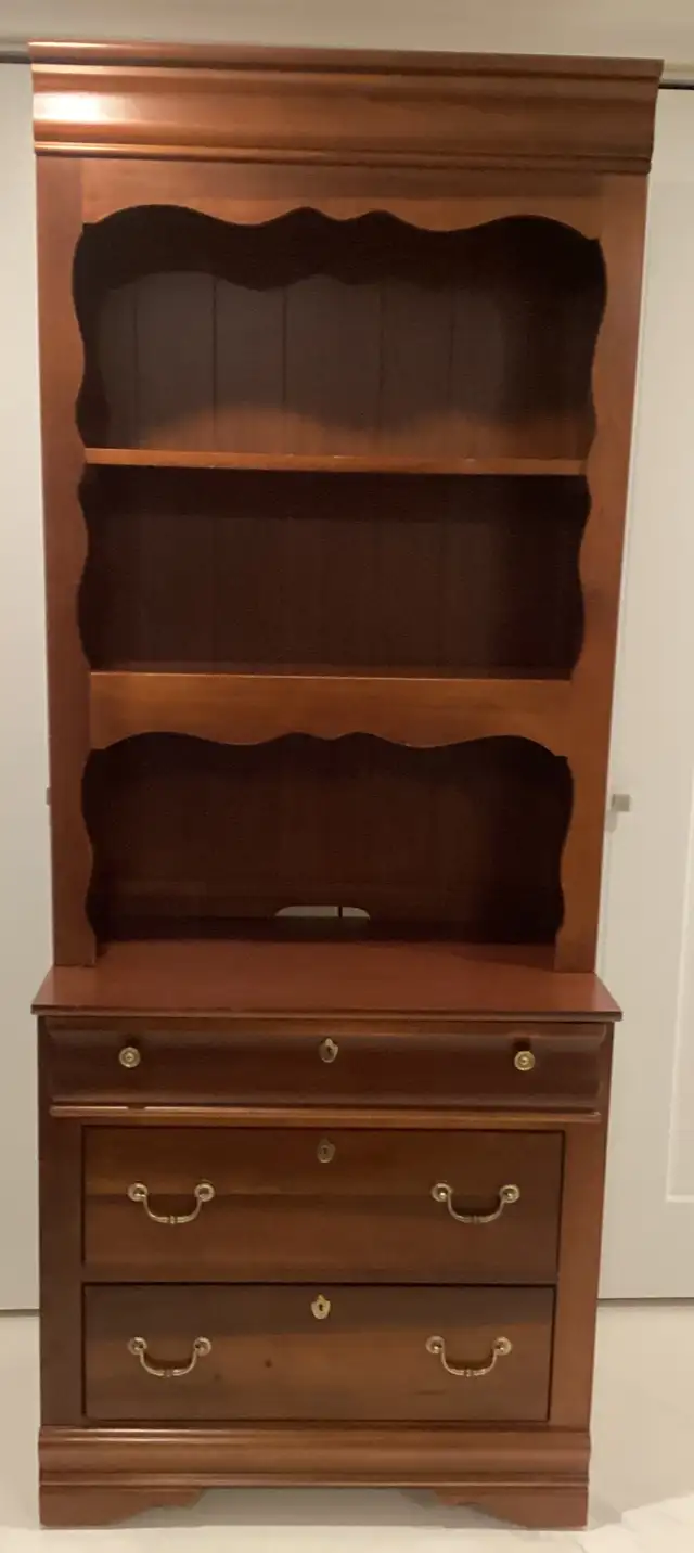 Lit simple bateau commode bureau bibliothèque chaise in Beds & Mattresses in Laval / North Shore - Image 5