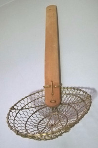 Bamboo Skimmer/Strainer, The Spider 6-Inch Wire Strainer