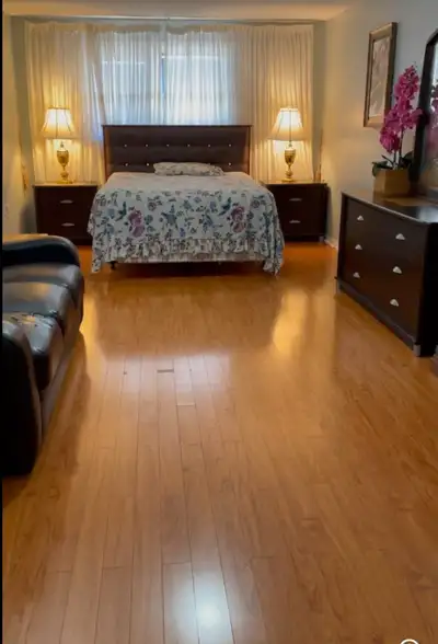 Rooms for rent females only $450
