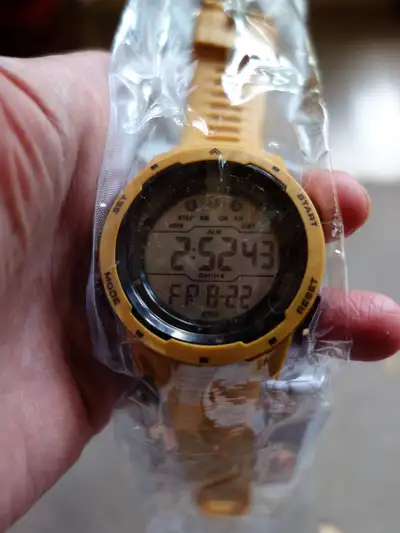 I ordered the wrong one. Big hassle to send it back. The watch has a stop-watch feature and comes wi...