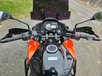 Selling my 2015 Kawasaki Versys 1000 ABS with 76993 kilometers, this adventure-ready motorcycle is i...