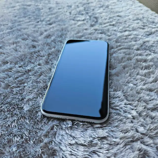 Iphone XR-82% -Unlocked63234728084227122