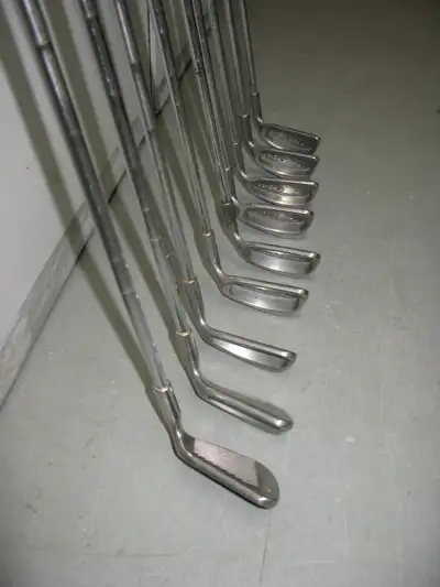 Ping Eye 2 Blue Dot Iron Set: 2-PW; Very nice Condition, View more