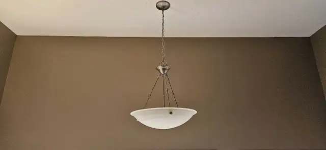 Chandelier - Pendant/ Hanging Light in Indoor Lighting & Fans in Ottawa - Image 2