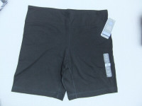 NEW Women's size 12 -14 Athletic Black Shorts