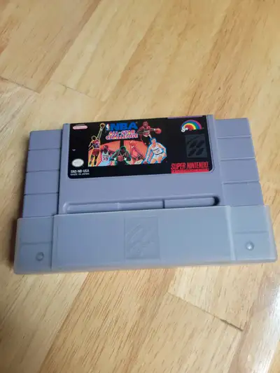 NBA All-Star Challenge for Super Nintendo. No manual. DOES NOT come with the original card board box...