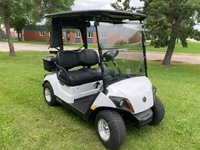 2026 YAMAHA PEARL METALLIC GOLF CAR, View more