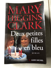 Mary Higgins Clark:  deux petites filles en bleu