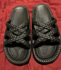 Women’s wedge sandals, size 7