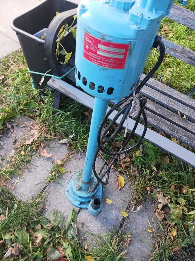 Standing Sump Pump 