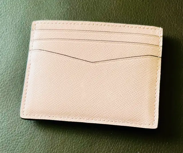 Kate Spade - Card Holder Leather in Women's - Bags & Wallets in Calgary - Image 3