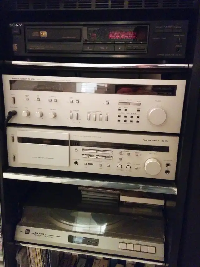 Harman Kardon Stereo Set with Dual Turntable and JBL Speakers in Stereo Systems & Home Theatre in City of Toronto - Image 3