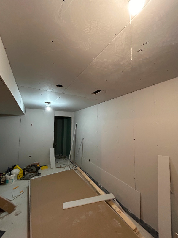 Professional Construction Services – Stucco, Drywall, and more in Drywall & Stucco Removal in Mississauga / Peel Region - Image 3