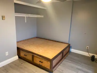 Room for rent in the G section of brampton