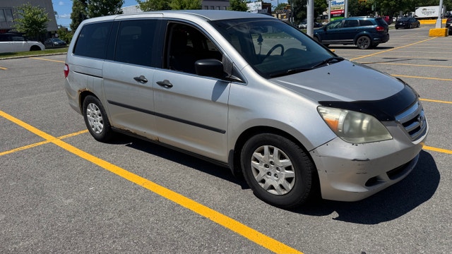 Honda odyssey 2007 — photo 2