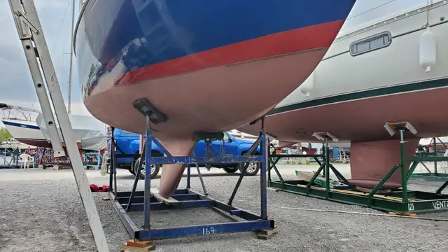 Sailboat C&C 27 MK III 1976 in Sailboats in Ottawa - Image 12