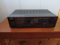 JVC  STEREO  INTEGRATED  AMPLIFIER   A-K300B